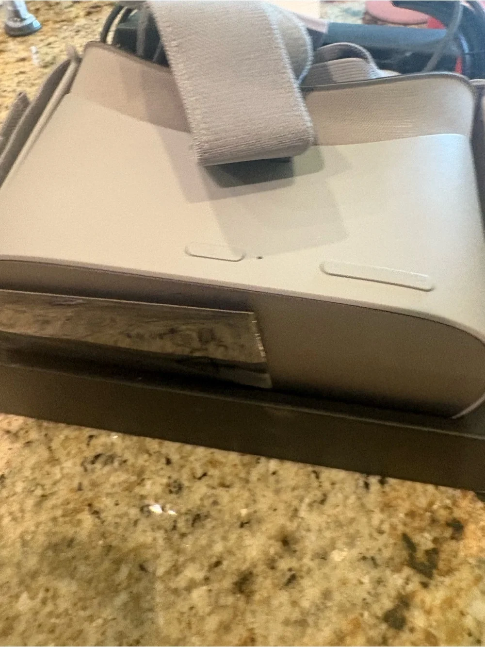 Oculus Go VR Headset - Light Gray and Gray Strap